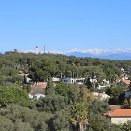 2 Bedroom With Mountain And Sea View