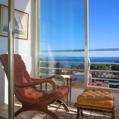 2 Bedroom With Mountain And Sea View Antibes