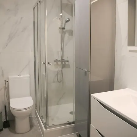 2 Bedroom With Mountain And Sea View Apartmán *