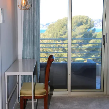 2 Bedroom With Mountain And Sea View